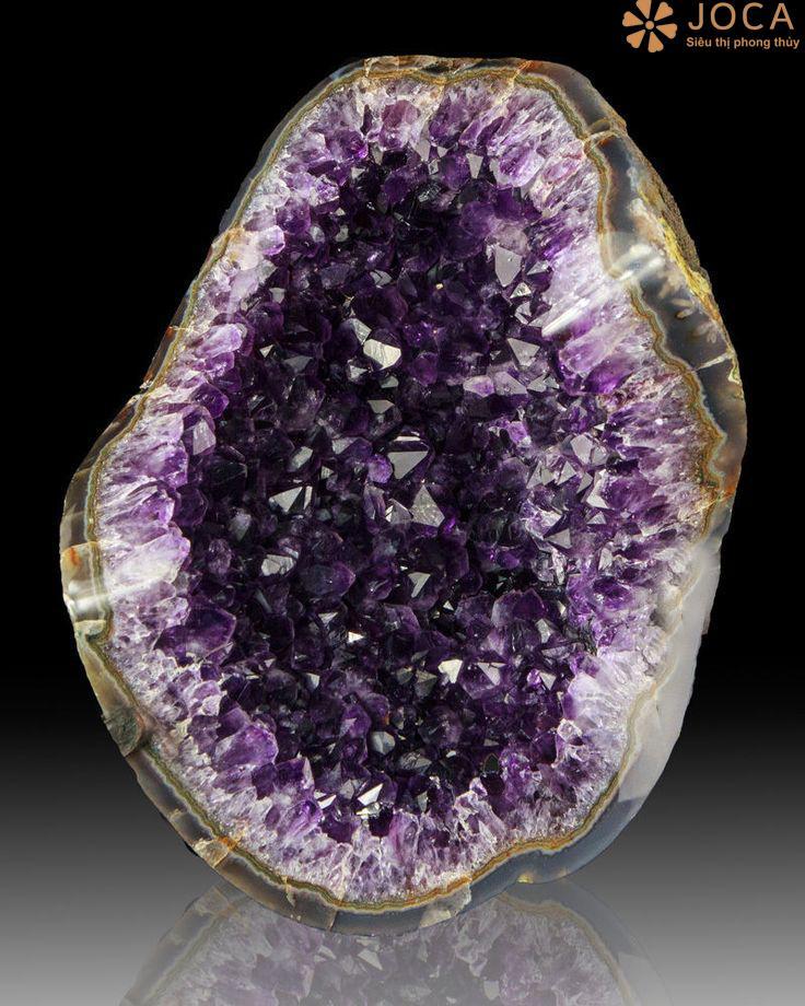 hốc đá thạch anh tím