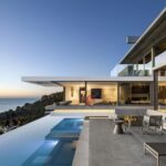 Nông nổi mua biệt thự view biển hơn 40 tỷ đồng để sống an dưỡng, 5 năm sau doanh nhân lỗ to gần 1 nửa, giữ không nổi, bán không xong