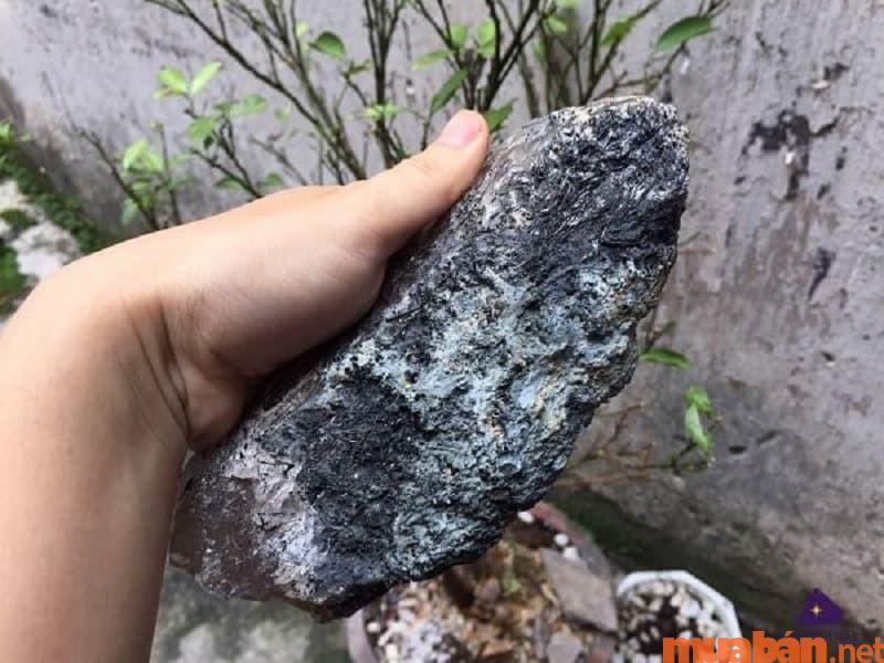 Thạch anh tóc đen