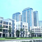 Kinh nghiệm: Có tiền nên mua nhà đất hay chung cư?